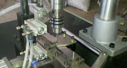 模內(nèi)攻牙機(jī)有哪些優(yōu)點？